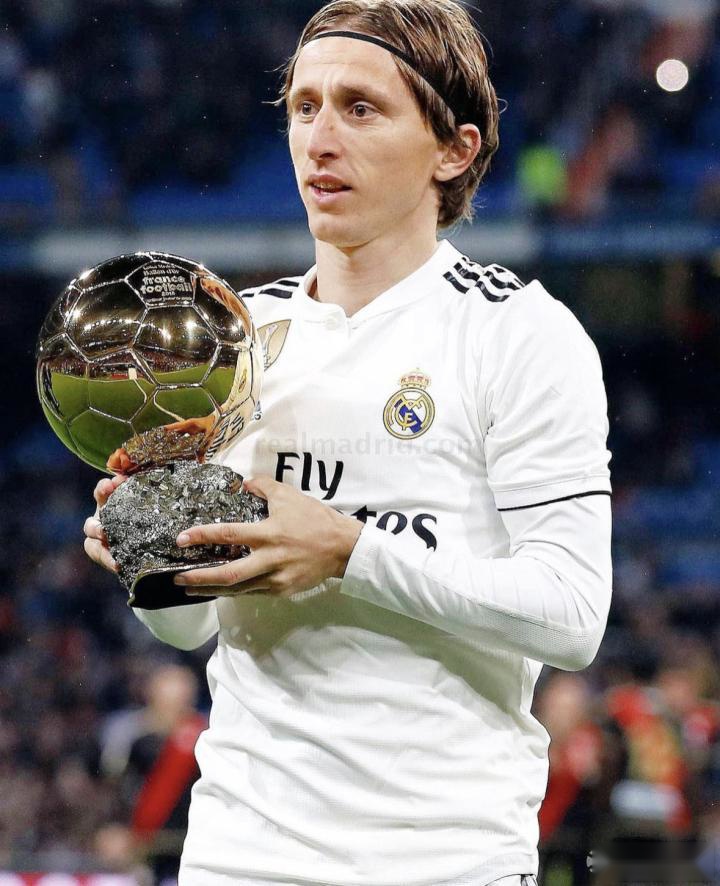 47岁王励勤被委以重任，级别已超过刘国梁，妻子也低调“退隐”